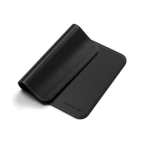 SATECHI_ECOLEATHER_MOUSEPAD_Black_3.png