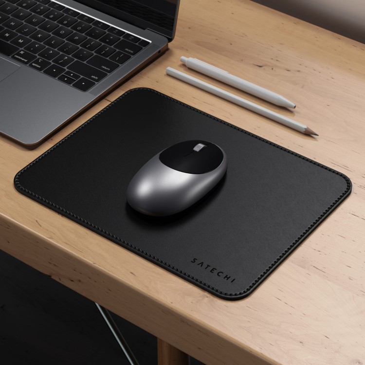 SATECHI_Mousepad_BLACK_9.jpg