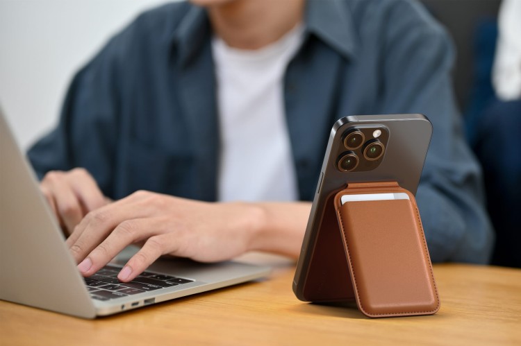 SATECHI_Magmini_wallet_BROWN_ENV1.jpg