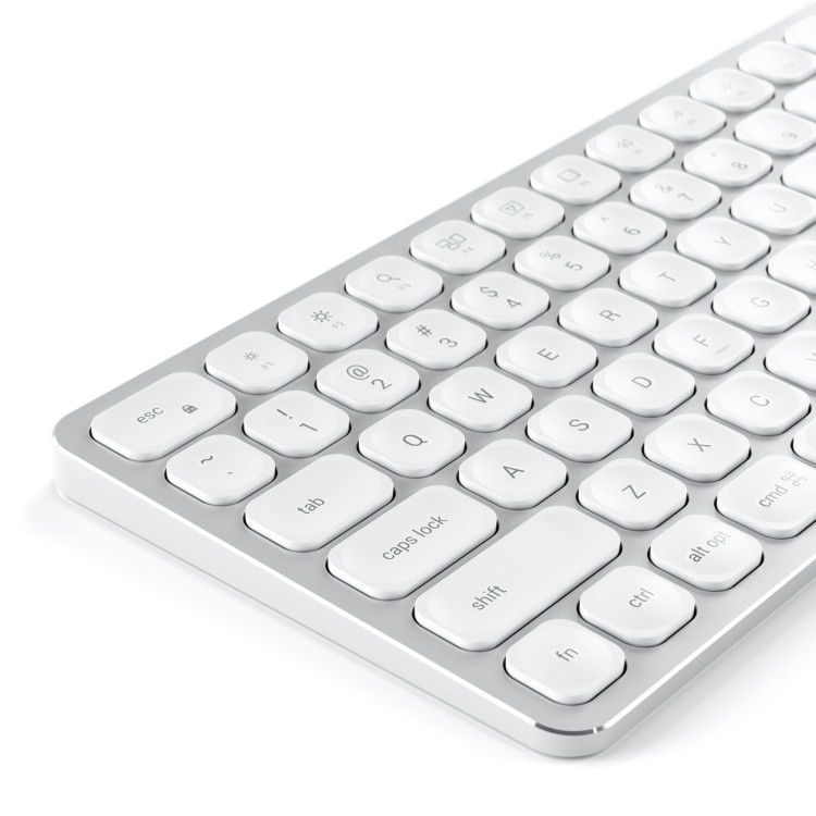 SATECHI_KEYBOARD_rounded_WIRED_silver_4.jpg