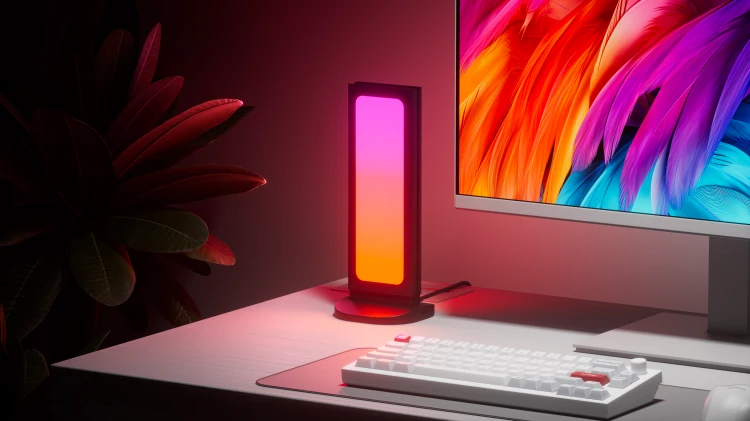Lightbright_1Pack_Desk1_4000x2250px.png