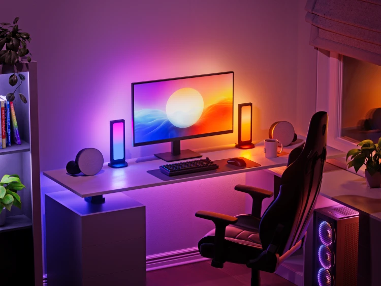 PegboardDeskDock_Screen Mirror_4000x3000px.png