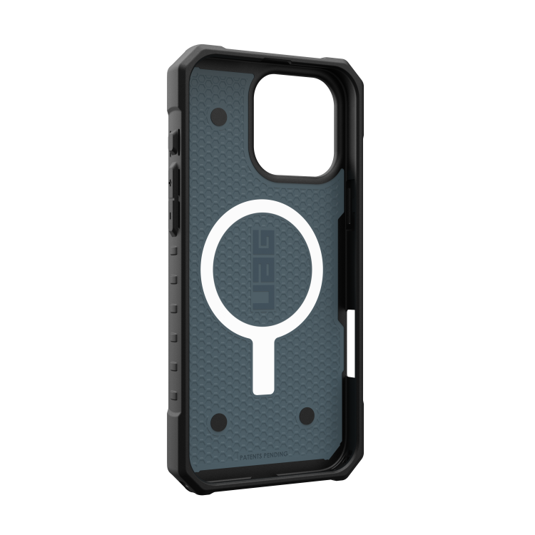 UAG_HS_APPLE_IPHONE-2024-PAUL_PATHFINDER_CLOUD-BLUE_NDV_04.png
