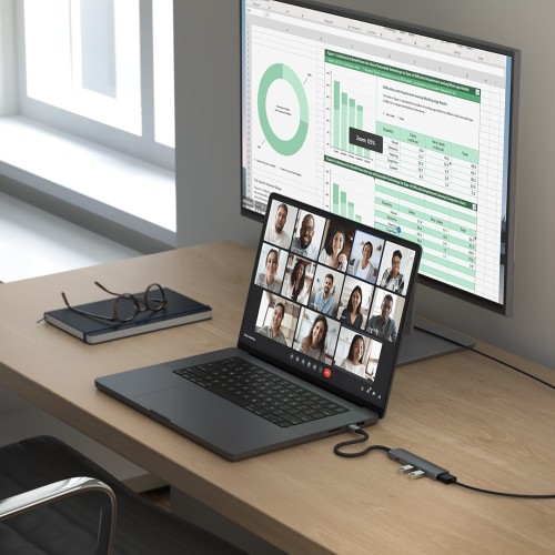 SATECHI_4-in-1 USB-C Slim Multiport Adapter 4K - Lifestyle Image.jpg