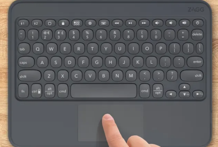 zagg_keyboard_trackpad1.png