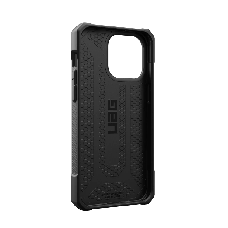 UAG_HS_APPLE_IPHONE-2023-SUPERMAN_MONARCH_CARBON-FIBER_NDV_04.png