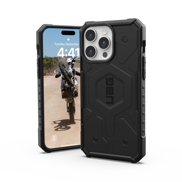 UAG_HS_APPLE_IPHONE-2023-SUPERMAN_PATHFINDER_BLACK_PRM_01.png