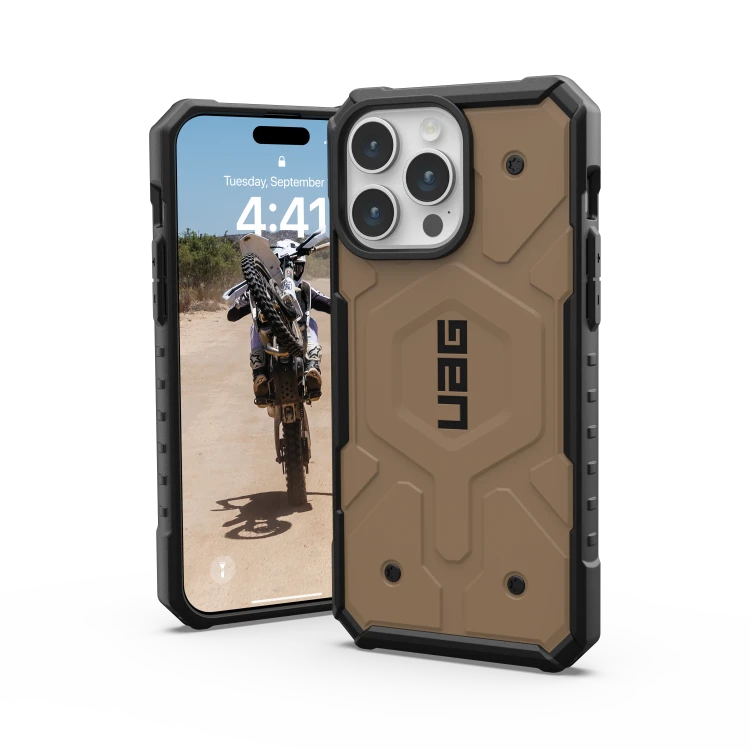 UAG_HS_APPLE_IPHONE-2023-SUPERMAN_PATHFINDER_DARK-EARTH_PRM_01.png