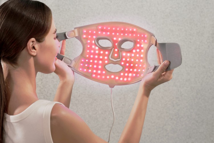 Face Mask (with model) - Red Mode_1.jpg