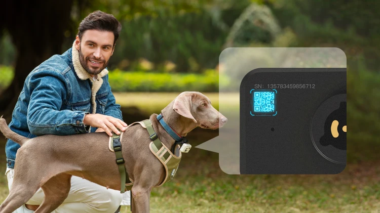 Scan the QR code, get the pet’s info.png