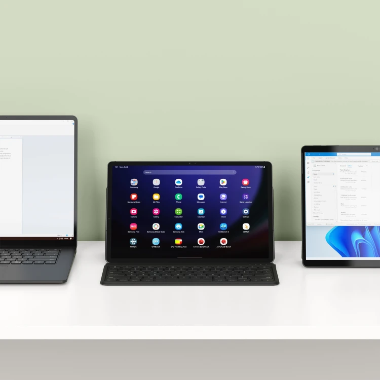 ONTHEGO_Keyboard_LISTING_IMG3_Black_Windows.jpg