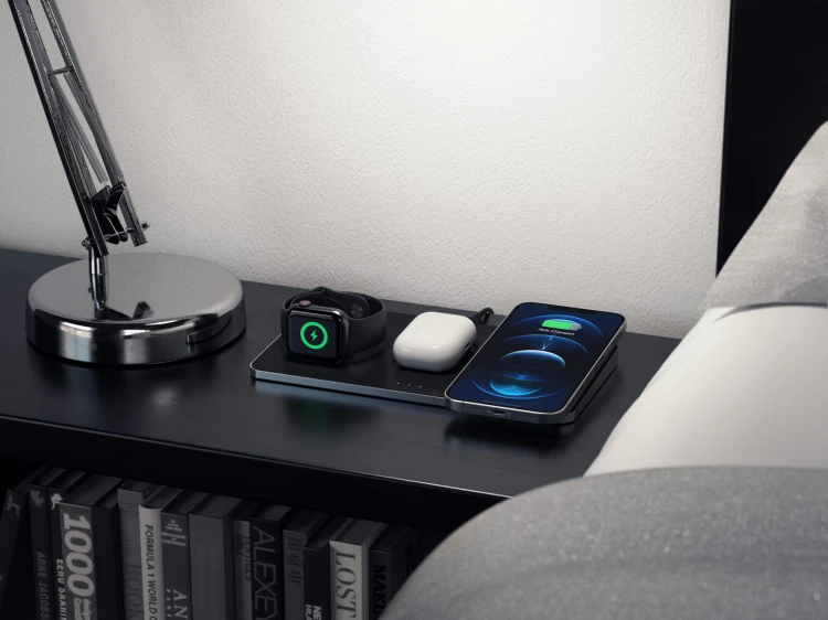 SATECHI_Trio_Charger_New_ENV4.jpg